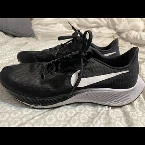 Nike zoom Pegasus 37. Size 10